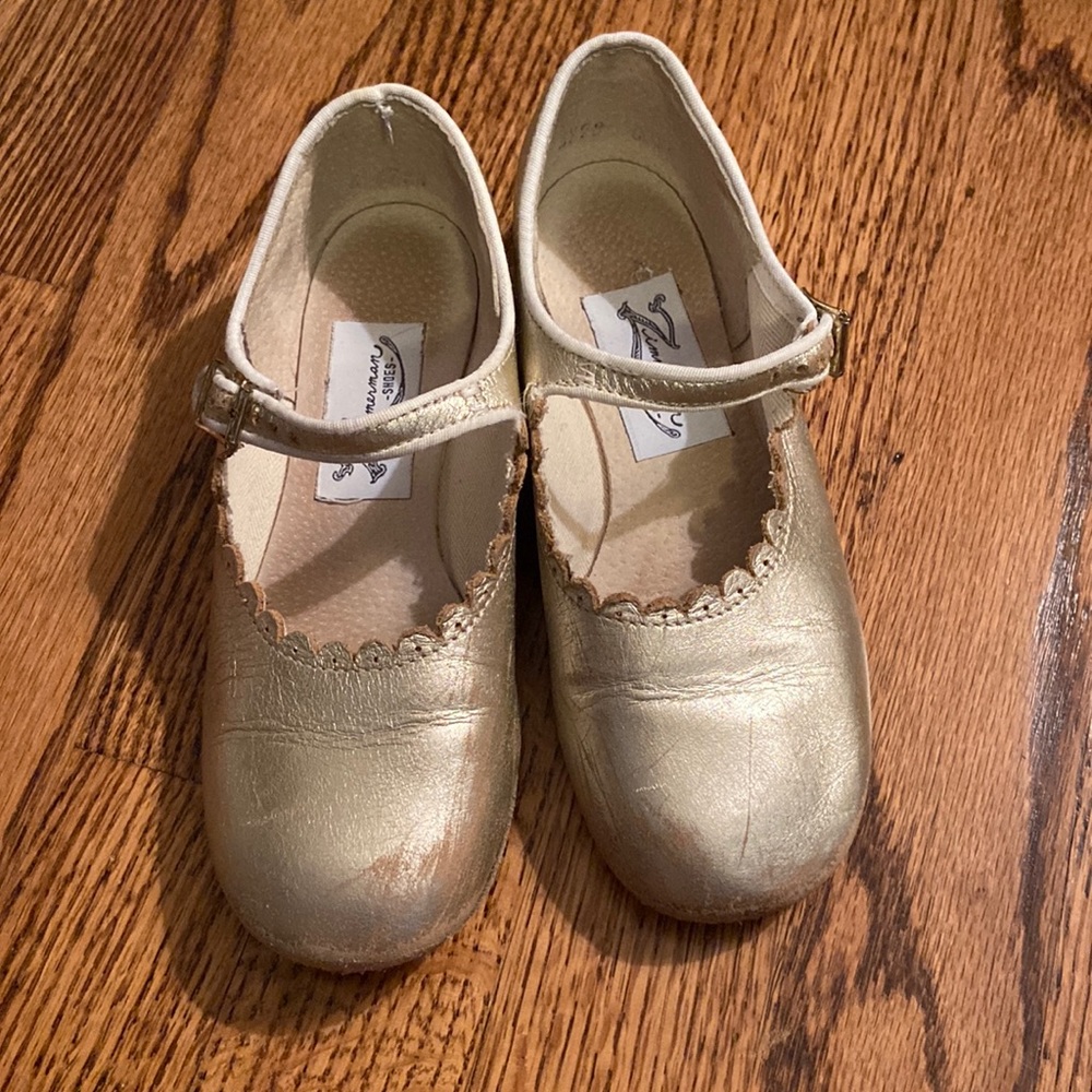 Well loved Zimmerman gold Mary Jane’s - size 12.5